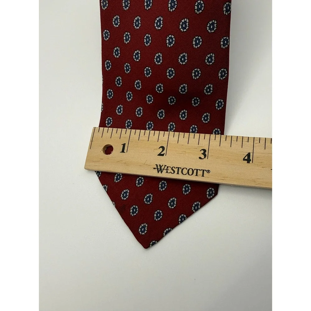 Brooks Brothers Silk Tie OS Red Paisley Medallion Italy Preppy Ivy Traditional